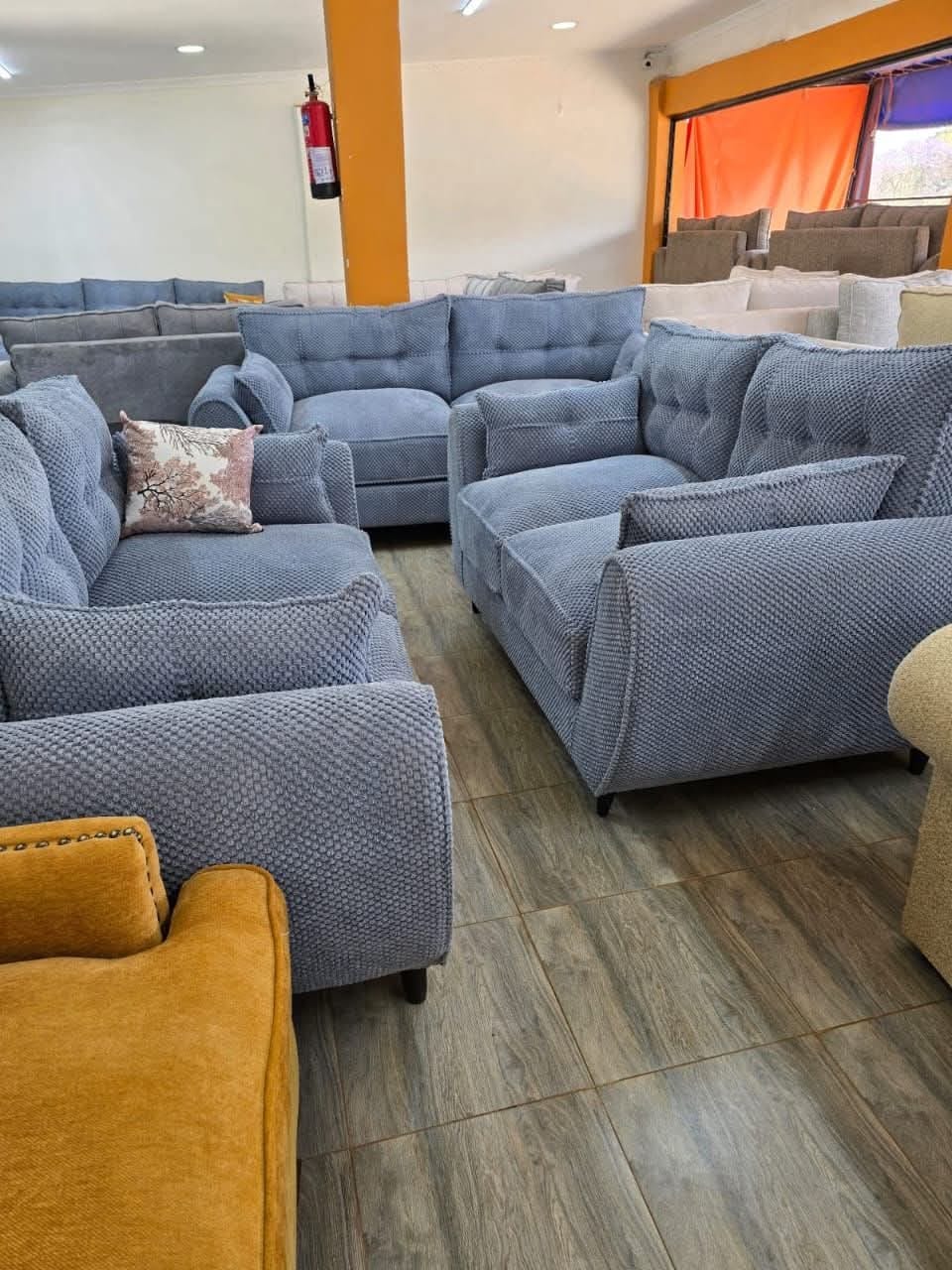 Jabali Crescent Sofa Set
